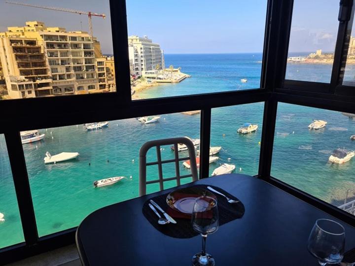 Spinola Bay Sea Front Apt 6 Saint Julian's Exterior photo